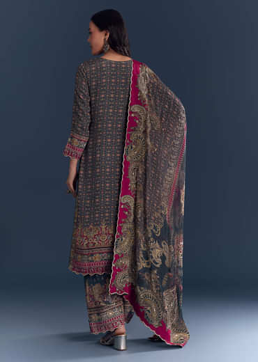 Green Crepe Kurta Set Fresh With Indie Print And Zari Work