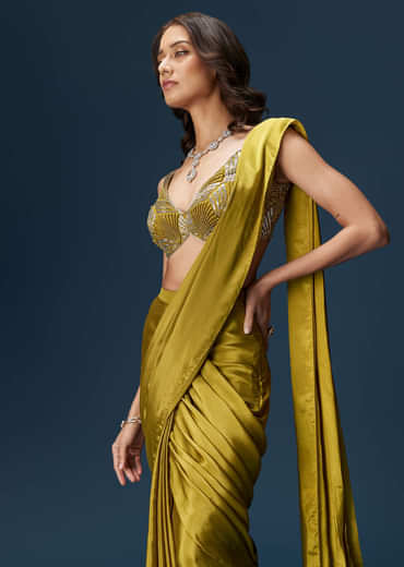 Green Drape Saree With V Neck Blouse And Belt