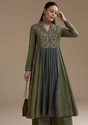 Green Indie Print Cotton Kurta Set with Thread Work