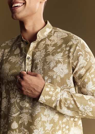 Green Linen Kurta Set With Kantha Embroidery