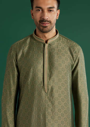 Green Silk Kurta Set For Men With Brocade Work