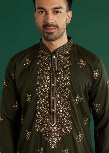 Green Silk Kurta Set For Men With Resham Hand Embroidery