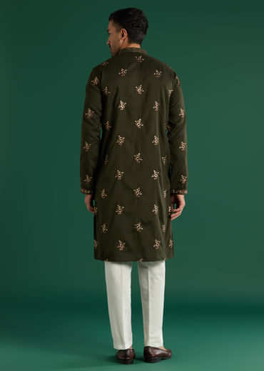 Green Silk Kurta Set For Men With Resham Hand Embroidery