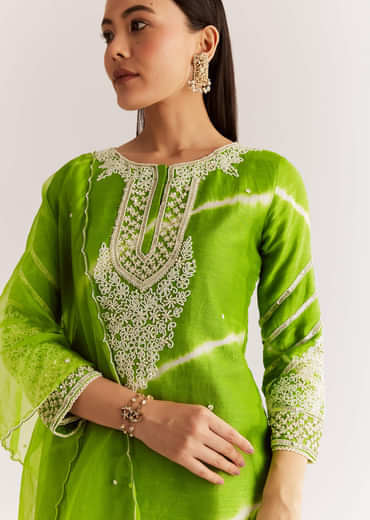 Green Silk Leheriya Kurta Set With Moti Work