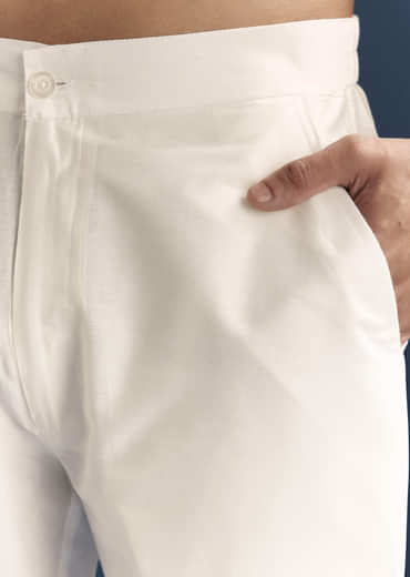 Green Silk Textured Kurta Set For Men With Embroidery