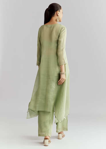 Green Tissue Kurta Set With Intricate Embroidery