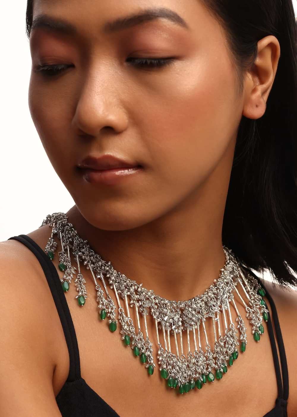 Green And Silver Handcrafted Necklace Set In Mix Metal