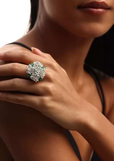 Green And Silver Handcrafted Necklace Set In Mix Metal