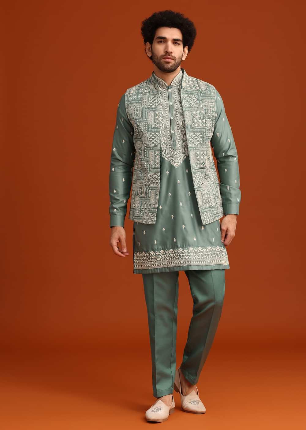 Green Embroidered Jacket Kurta Set In Linen Satin