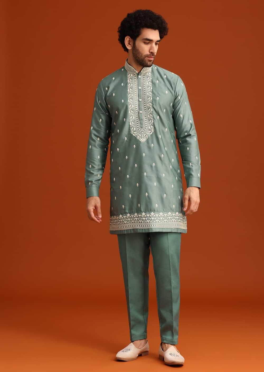 Green Embroidered Jacket Kurta Set In Linen Satin
