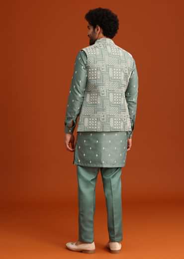 Green Embroidered Jacket Kurta Set In Linen Satin