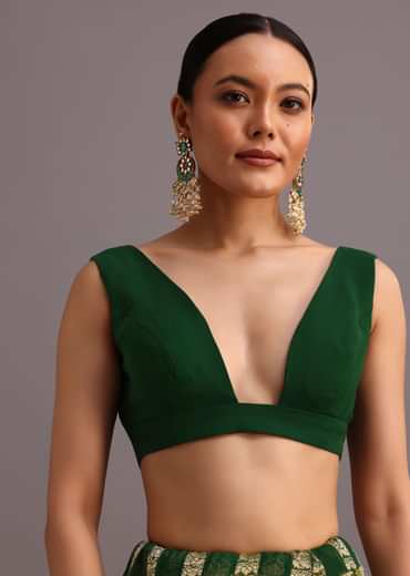 Green Khaddi Georgette Bandhani Saree With Zari Jaal Motif Weave