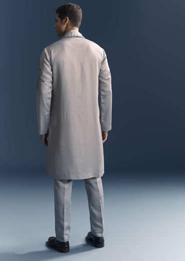 Grey Kurta Set For Men With Thread And French Knot Embroidery