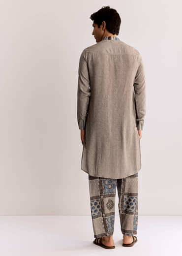 Grey Linen Kurta Set With Ajrakh Print