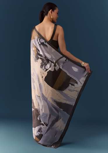 Grey Shaded Printed Saree with Blouse Fabric