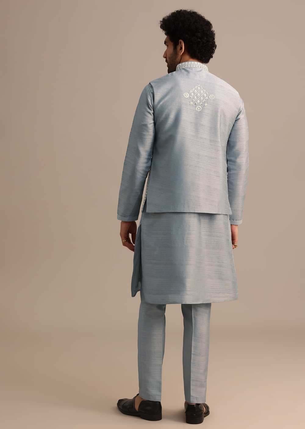 Grey Kurta Jacket Set With Thread And Mirror Work For Men