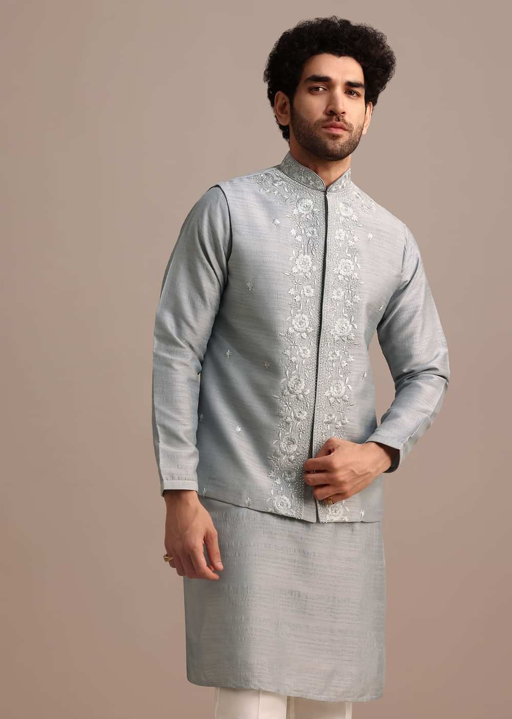 Grey Kurta Jacket Set With Thread Work And Mirror Embroidery For Men