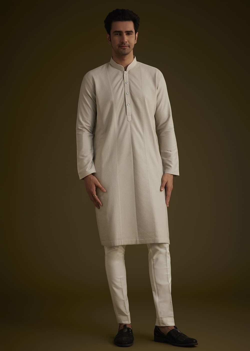 Grey Kurta Set With Pintuck Detailing