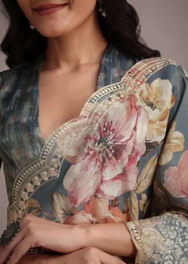 Grey Tissue Muslin Digital Printed Saree With Pitta Work On Border