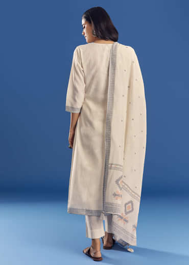 Ivory Mul Cotton Kurta Set With Thread Weaving And Dupatta