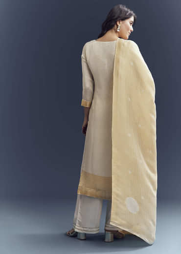 Ivory Silk Kurta Set With Jacquard Weave And Zardosi Work