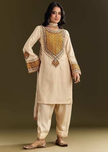 Ivory Silk Threadwork Kurta Patiala With Gotta Lace Organza Dupatta