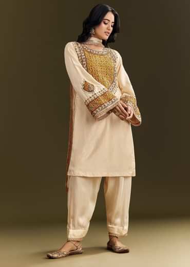 Ivory Silk Threadwork Kurta Patiala With Gotta Lace Organza Dupatta