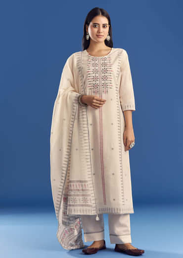 Ivory Thread Weave Mul Cotton Kurta Set With Dupatta
