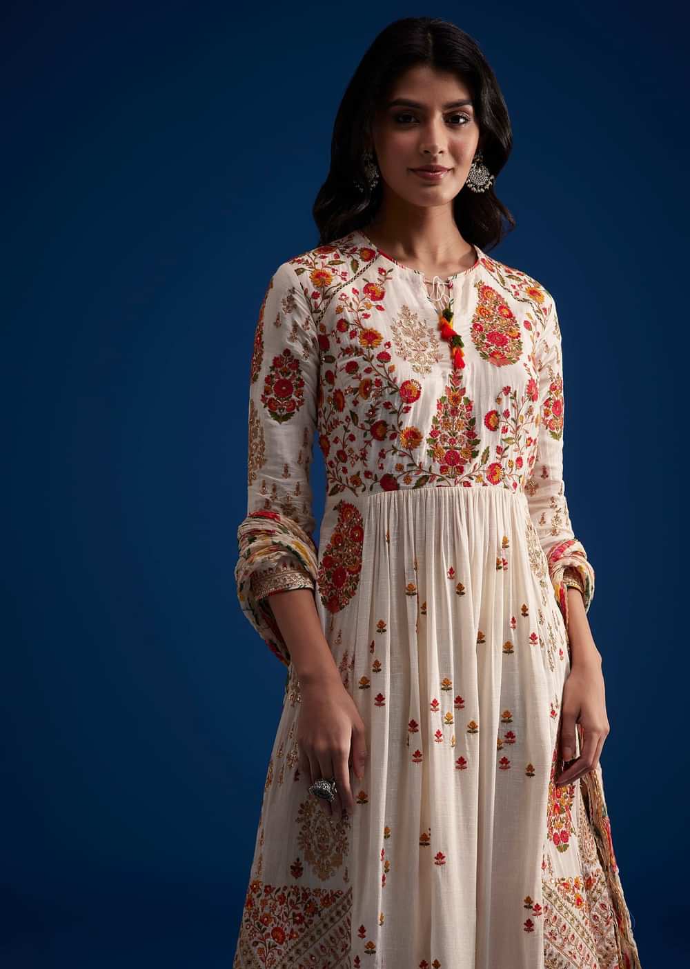 Ivory Linen Kurta Set With Floral Resham Work