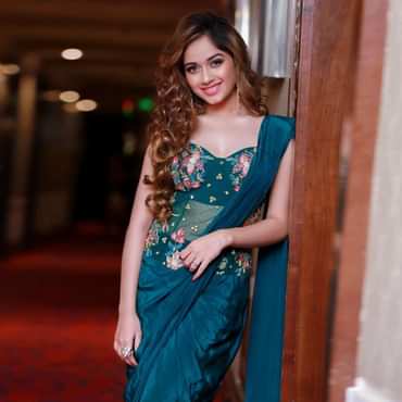 Jannat Zubair In Kalki Teal Green Ready Pleated Saree With Long Hand Embroidered Net Blouse