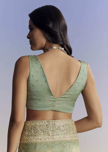 Light Green Jacquard Silk Saree With Zari Woven Embroidery