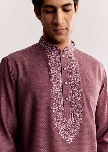 Mauve Silk Kurta Set With Thread Embroidery