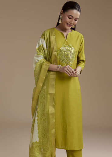 Mehendi Green Cotton Silk Kurta Set with Foil Mirror