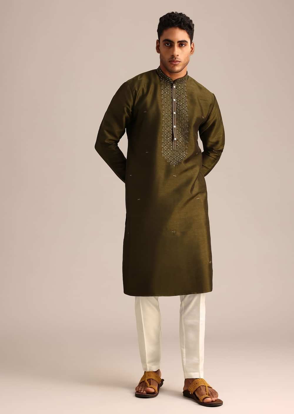Mehendi Green Silk Kurta Pant Set With Mandarin Collar