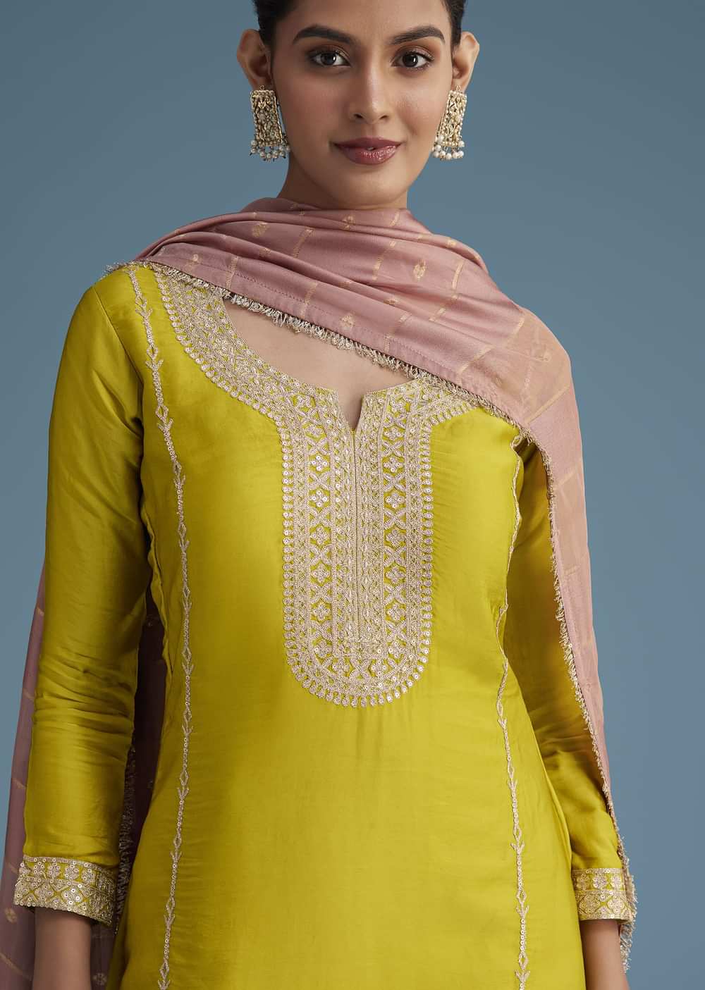 Mehendi Green Silk Palazzo Set With Contrasting Peach Dupatta