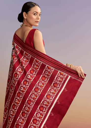 Navy Blue Silk Single Ikkat Handwoven Patola Saree With Animal Motifs