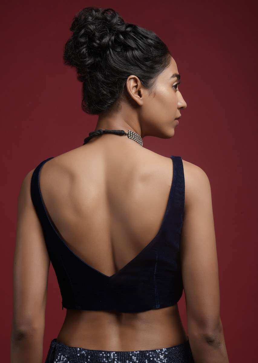 Navy blue Sleeveless Blouse With Leaf Shaped Neckline Online - Kalki Fashion