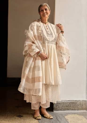 Off White Chanderi Layered Kurta Set With Banarasi Tissue Dupatta