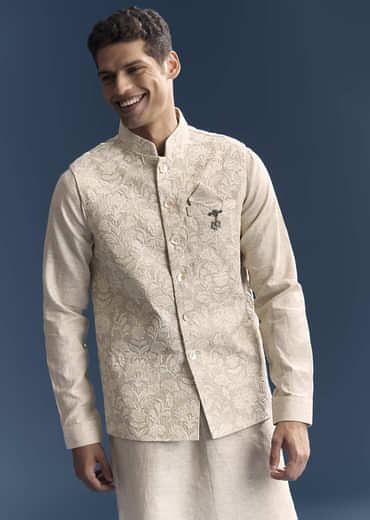 Off White Kurta Jacket Set For Men With Resham Work