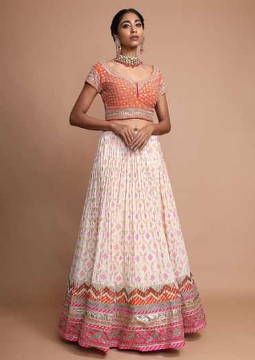 Off White Lehenga With Bandhani Print, Weaved Design And Heavy Gotta Work Border