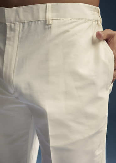 Off White Linen Kurta Set For Men With Resham Aari Embroidery