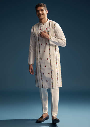 Off White Linen Kurta Set For Men With Resham Aari Work
