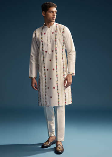 Off White Linen Kurta Set For Men With Resham Aari Work