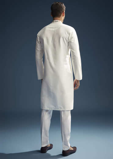 Off White Silk Kurta Set For Men With Resham Embroidery