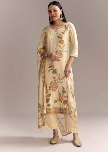 Off White Silk Kurta Set With Floral Print