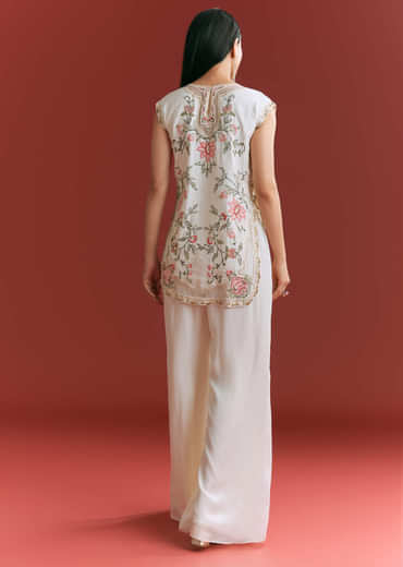 Off White Viscose Silk Short Kurta Set With Resham Work