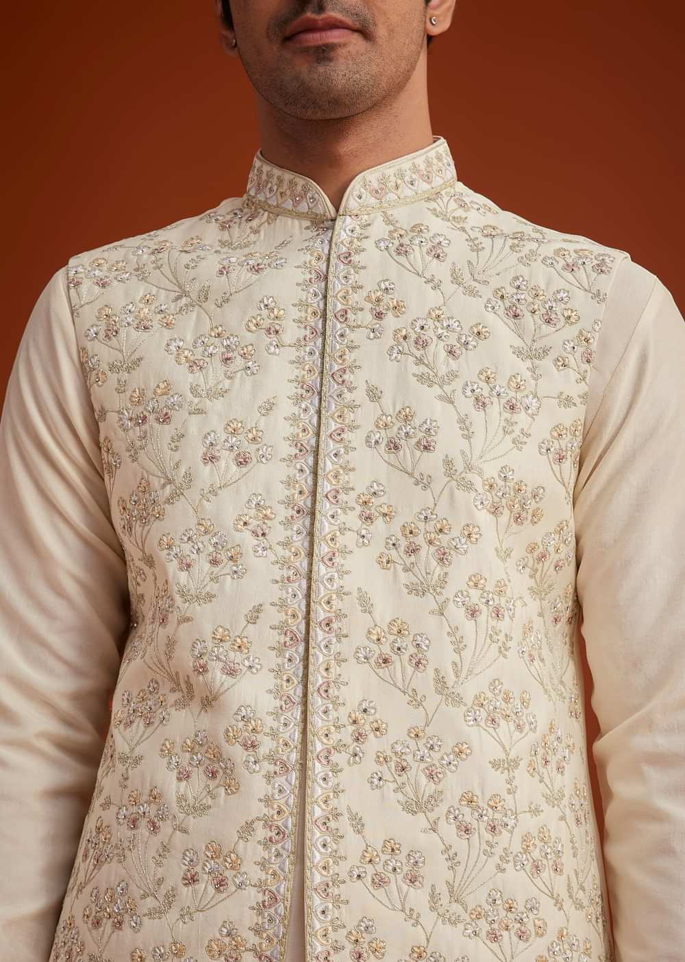 Off White Cotton Silk Jacket Set With Floral Zari Work