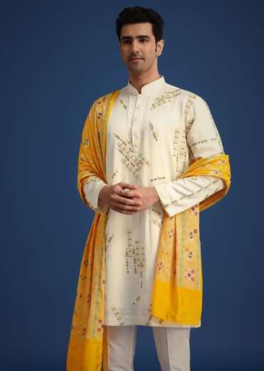 Off White Embroidered Kurta Set With Bandhani Dupatta