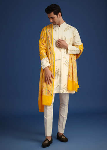 Off White Embroidered Kurta Set With Bandhani Dupatta
