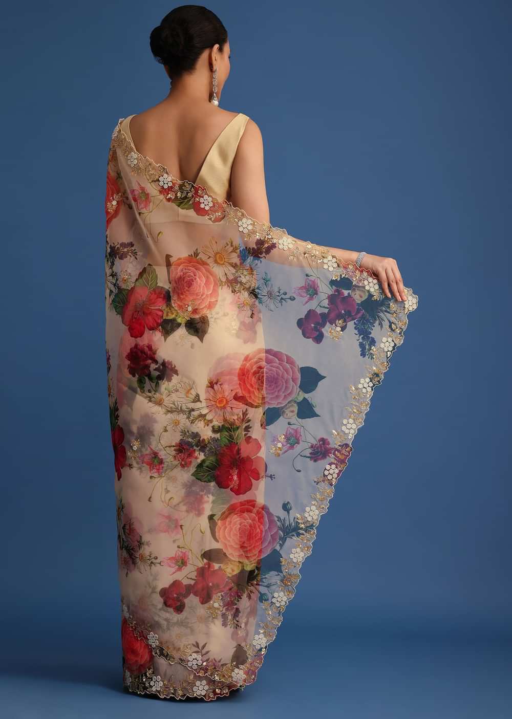 Off White Organza Floral Printed Saree With Embroidered Border